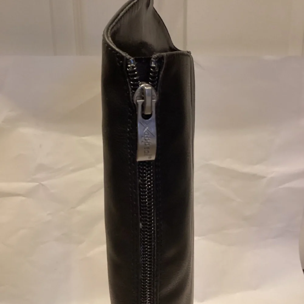 Xappeal women’s Emery knee high faux leather black riding boots US 6.5 - Picture 3 of 16